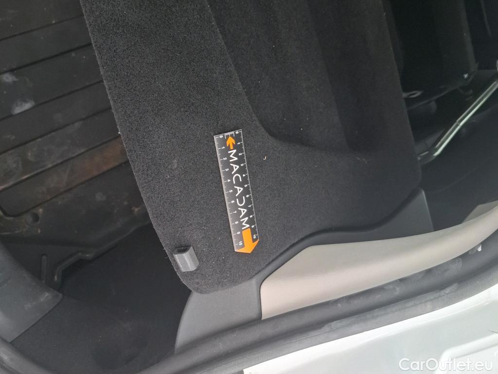  Renault  Clio  IV Air MediaNav 1.5 dCi 75CV BVM5 E6 #19