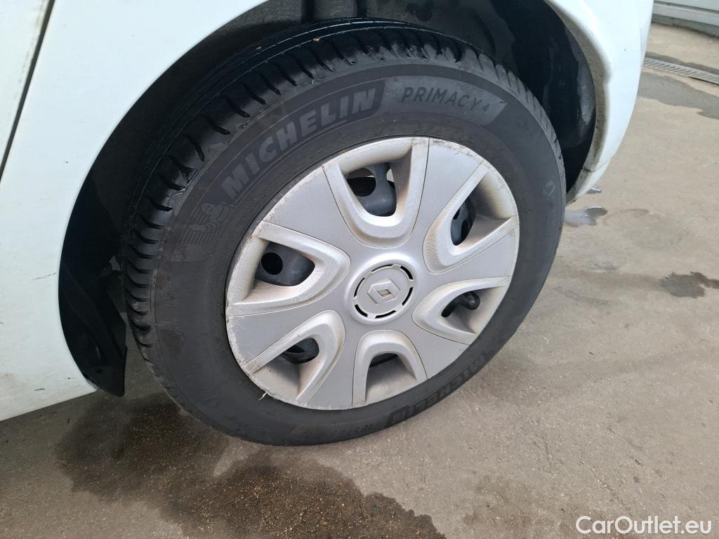  Renault  Clio  IV Air 1.5 dCi 90CV BVM5 E6 #53