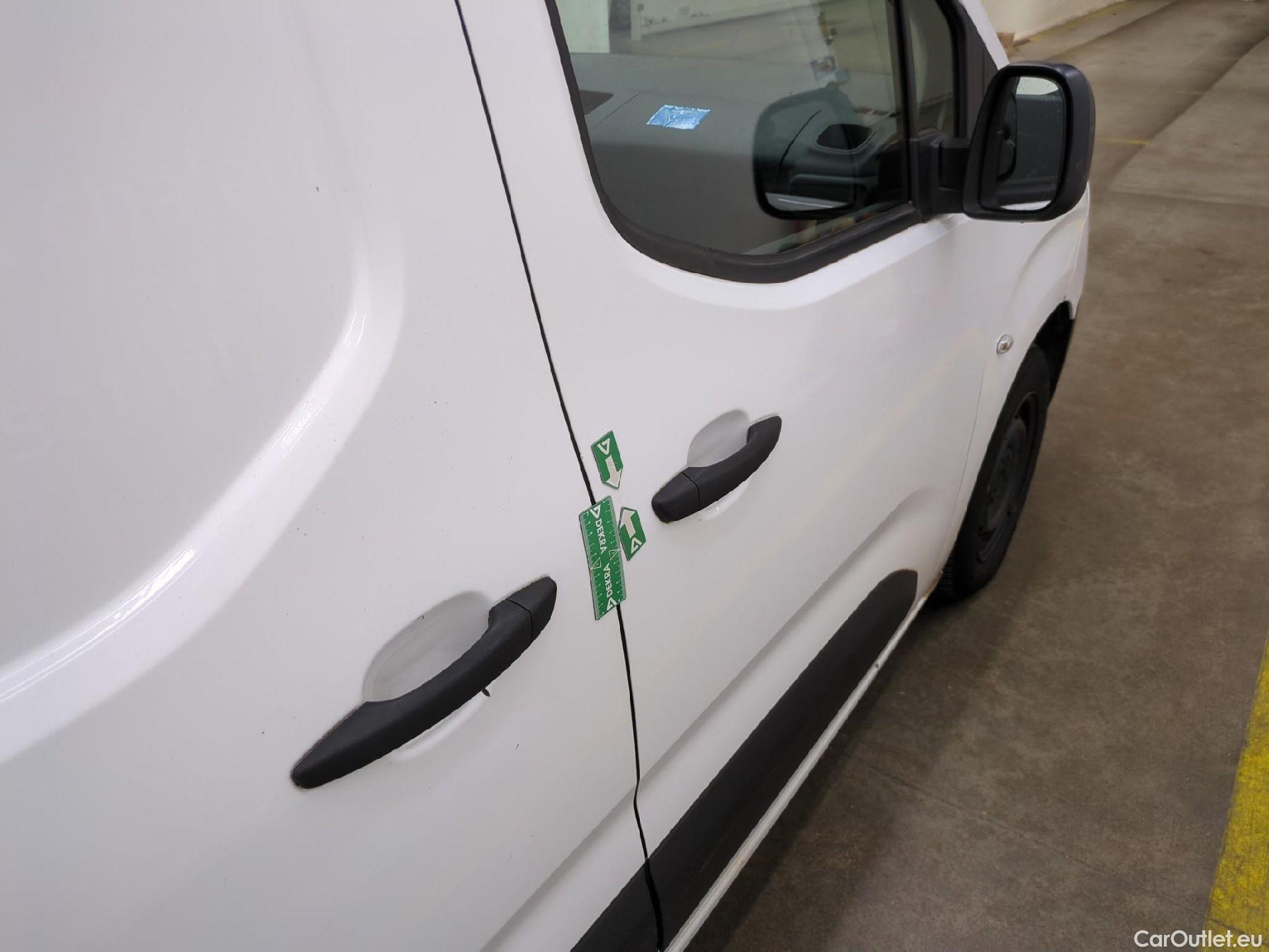  Citroen  Berlingo  Fourgon Club M 650 1.5 BlueHDi 75CV BVM5 E6dT #37