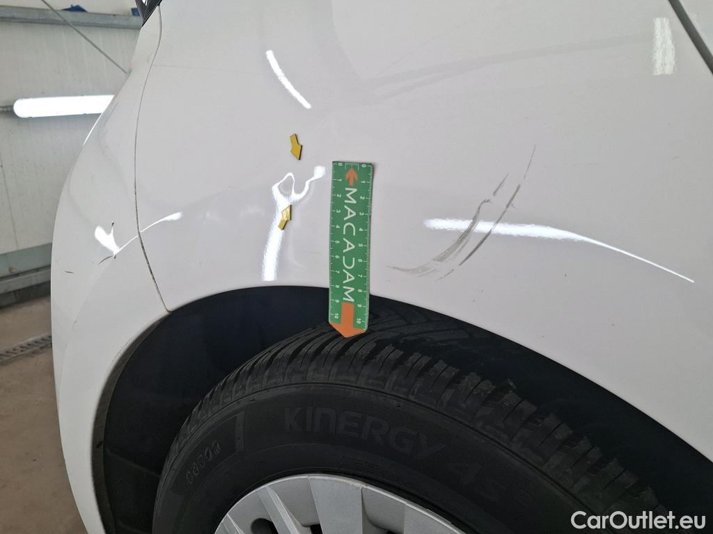  Toyota  Yaris TOYOTA  Hybride Affaires / 2019 / 5P / Berline 1.5 Hybride 116h Dynamic Business Affair #39