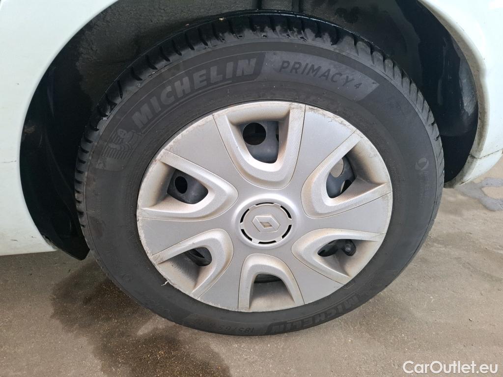 Renault  Clio  IV Air 1.5 dCi 90CV BVM5 E6 #54