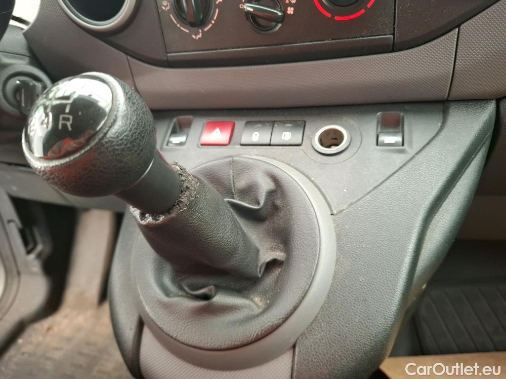  Citroen  Berlingo  Fourgon Club L1 (Court) 1.6 BlueHDi 100CV BVM5 E6 #34