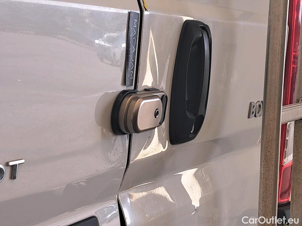 Peugeot  Boxer  Fourgon 333 L1H1 Premium BlueHDi 140 Start&Stop 2.2 HDi 140CV BVM6 E6dT #2