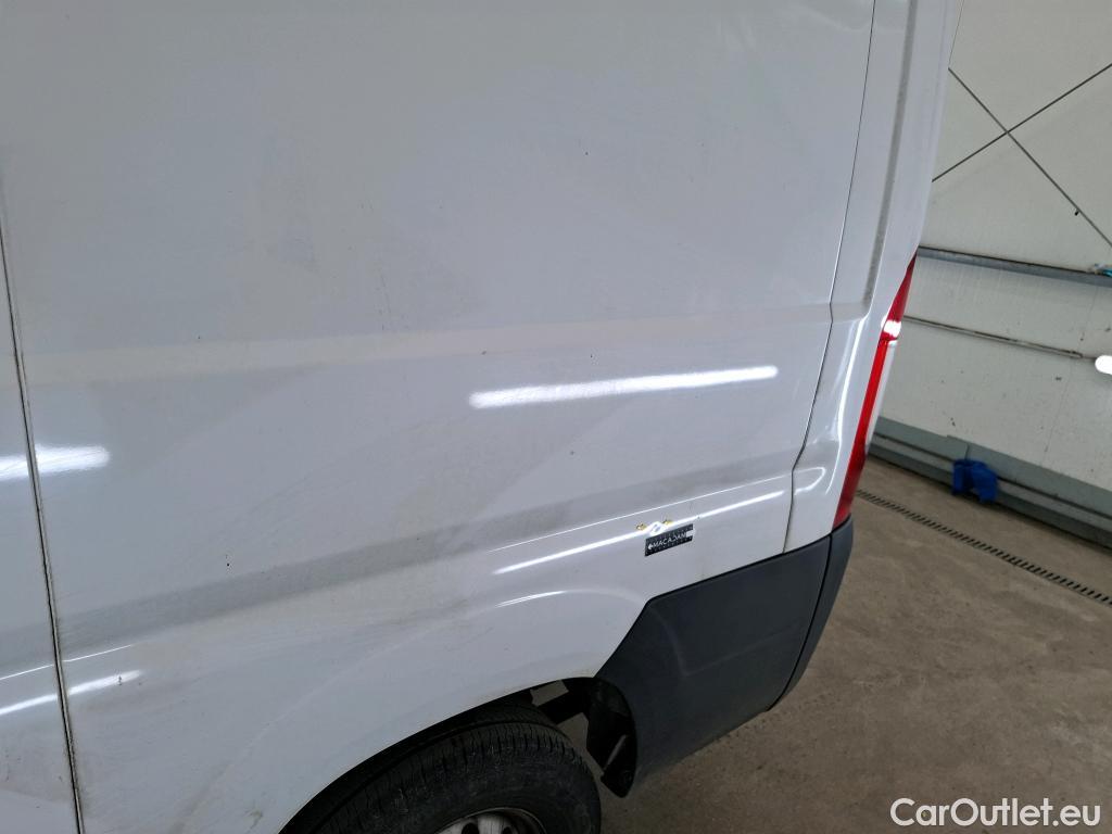  Peugeot  Boxer  Fourgon 330 L1H1 Asphalt BlueHDi 120 Stop&Start 2.2 120CV BVM6 #37