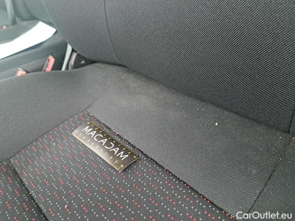  Peugeot  Boxer  Fourgon 333 L1H1 Premium BlueHDi 140 Start&Stop 2.2 HDi 140CV BVM6 E6dT #41