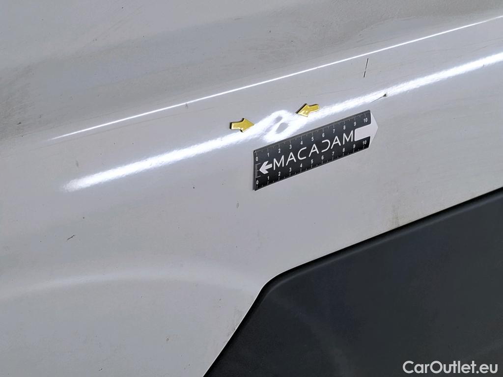  Peugeot  Boxer  Fourgon 330 L1H1 Asphalt BlueHDi 120 Stop&Start 2.2 120CV BVM6 #38
