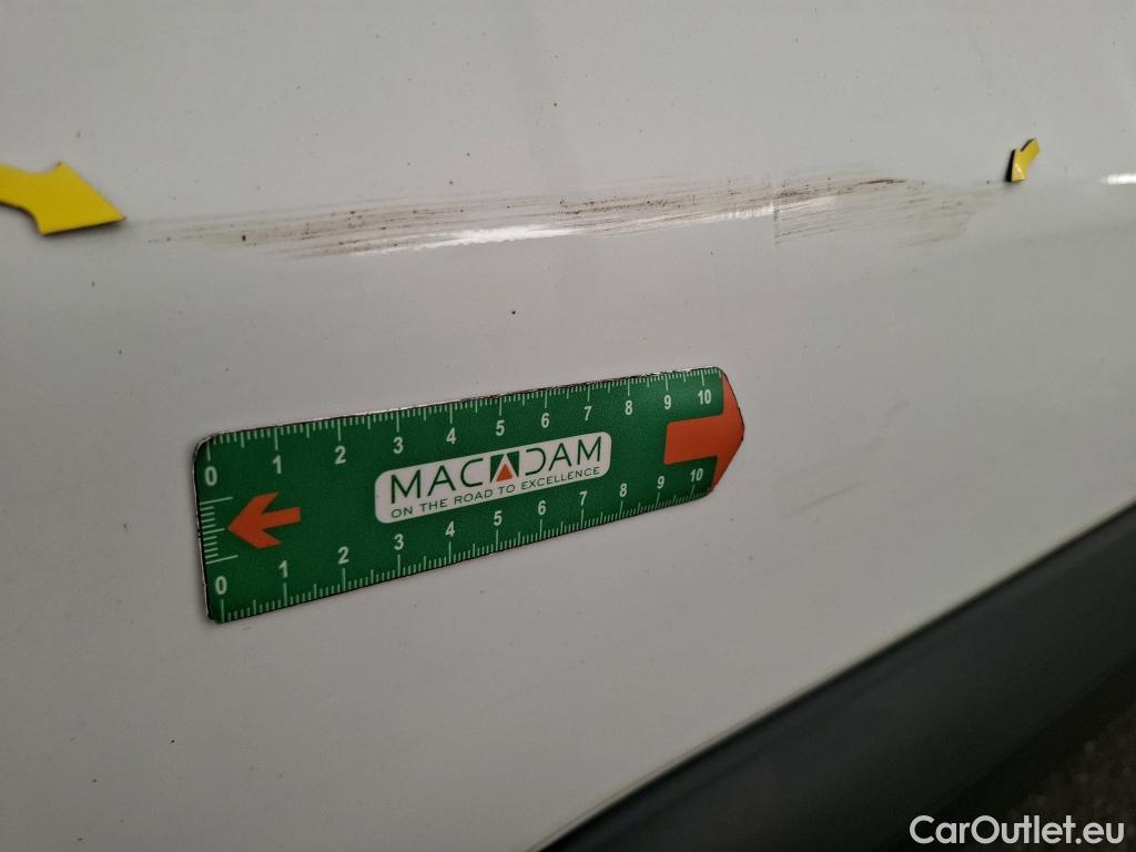  Peugeot  Expert  Fourgon Premium L1 1.5 HDi 120CV BVM6 E6d #8