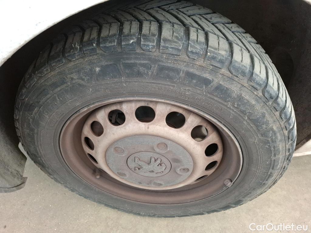  Peugeot  Expert  Fourgon Premium L3 2.0 HDi 120CV BVM6 E6dT #33