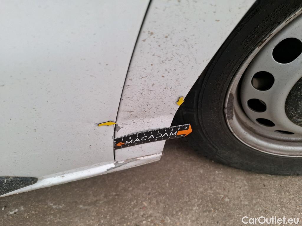  Peugeot  Expert  Fourgon Asphalt L2 2.0 HDi 180CV BVA8 E6dT #32