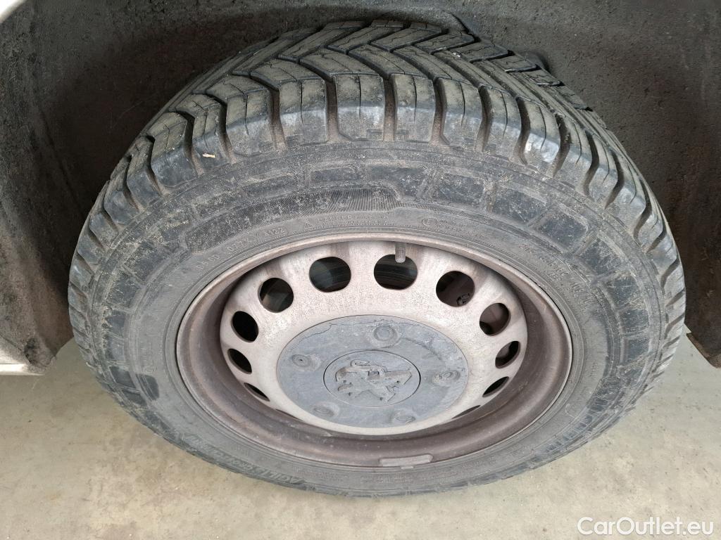  Peugeot  Expert  Fourgon Premium L3 2.0 HDi 120CV BVM6 E6dT #37