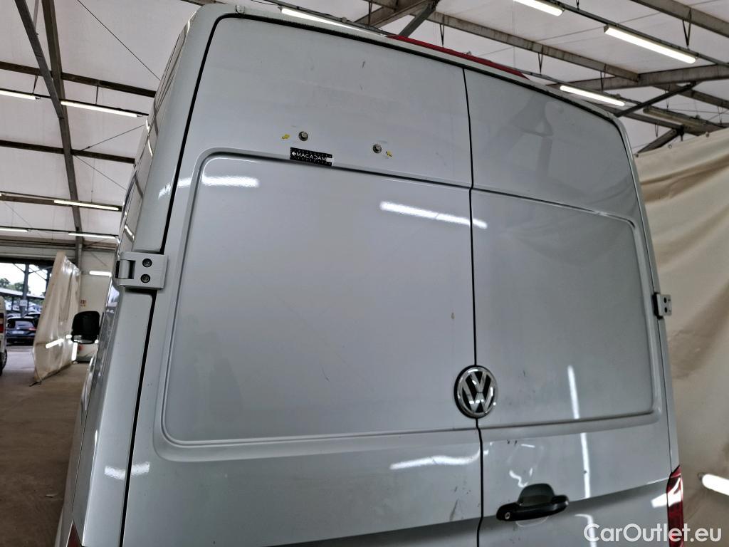  Volkswagen  Crafter  Fourgon Fourgon 35 mittlerer Radstand mit Hochdach FWD 2.0 140CV BVM6 #15