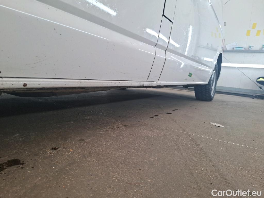  Volkswagen  Transporter T6  Fourgon lang 2.0 100CV BVM5 #39