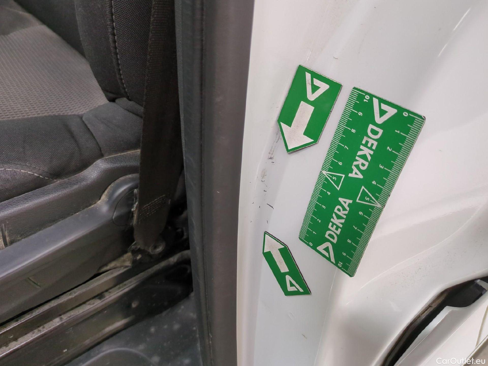  Renault  Trafic  III Fourgon L2H1 3T Confort 2.0 dCi 130CV BVM6 E6d #11