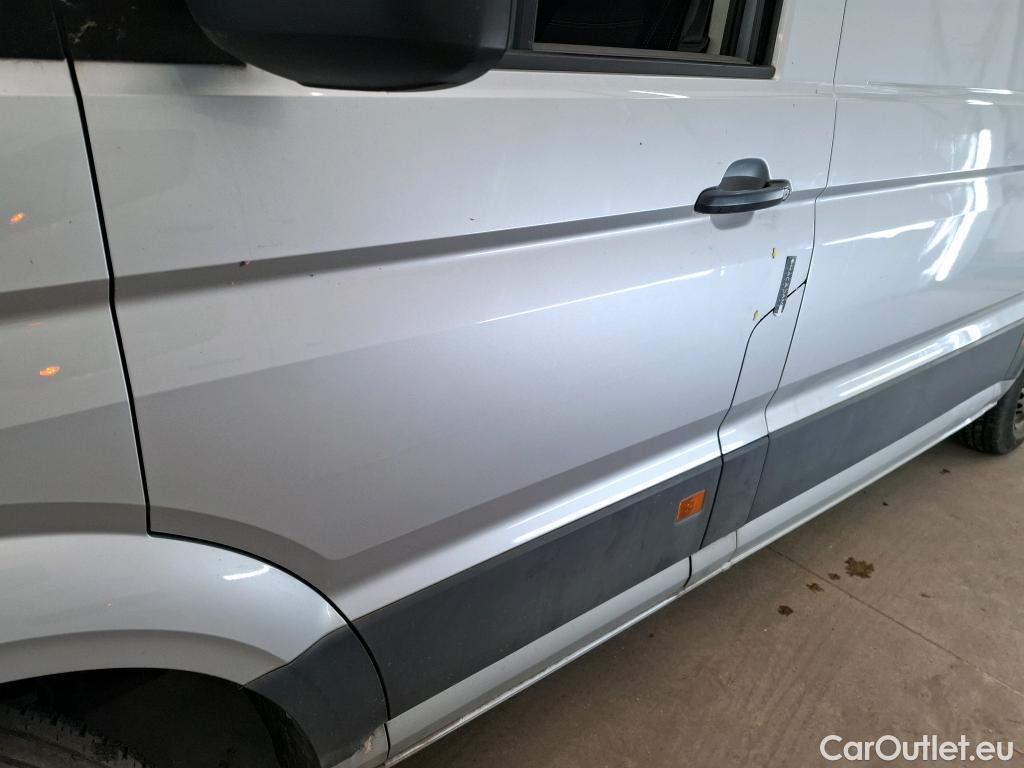  Volkswagen  Crafter  Fourgon Fourgon 35 mittlerer Radstand mit Hochdach FWD 2.0 140CV BVM6 #26