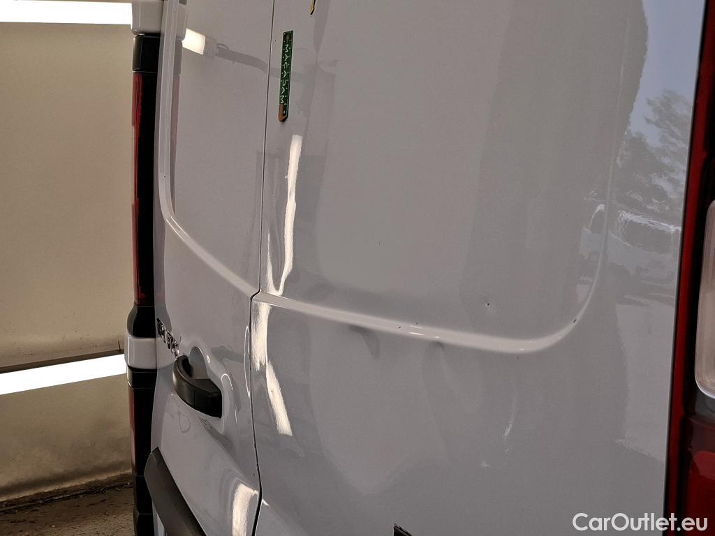  Renault  Trafic  Furgon Grand Confort L1H1 1200 1.6 dCi 125CV BVM6 E6 #31