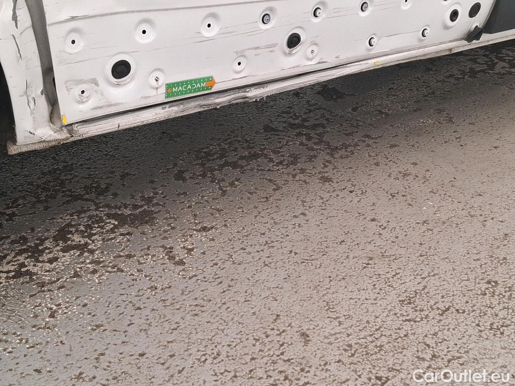  Renault  Trafic  Furgon Grand Confort L1H1 1200 1.6 dCi 125CV BVM6 E6 #24