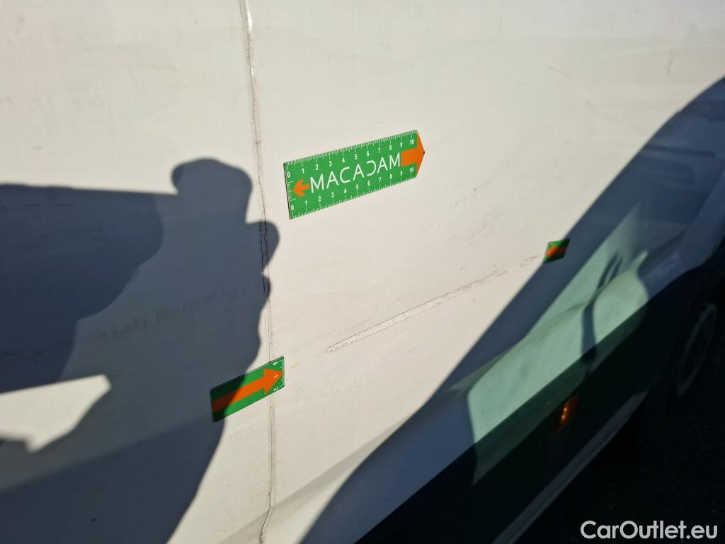  Volkswagen  Crafter VOLKSWAGEN  / 2017 / 4P / Fourgon tôlé 2.0 TDI 140 35 L4H3 Procab Business Line #2