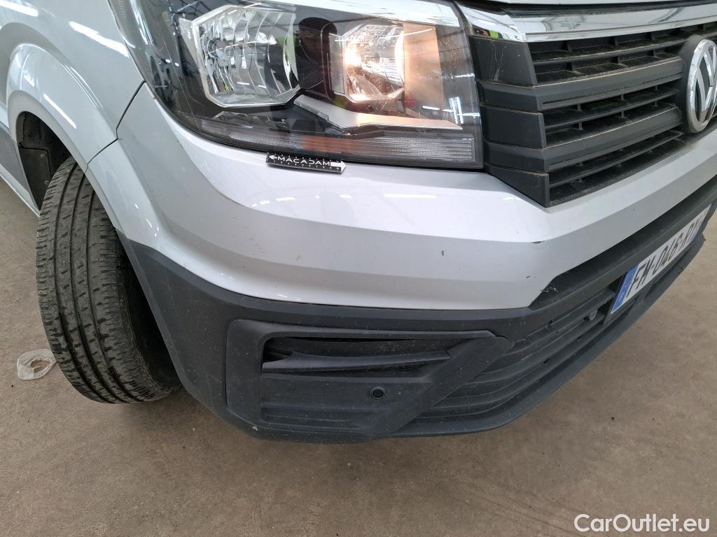  Volkswagen  Crafter  Fourgon Fourgon 35 mittlerer Radstand mit Hochdach FWD 2.0 140CV BVM6 #39