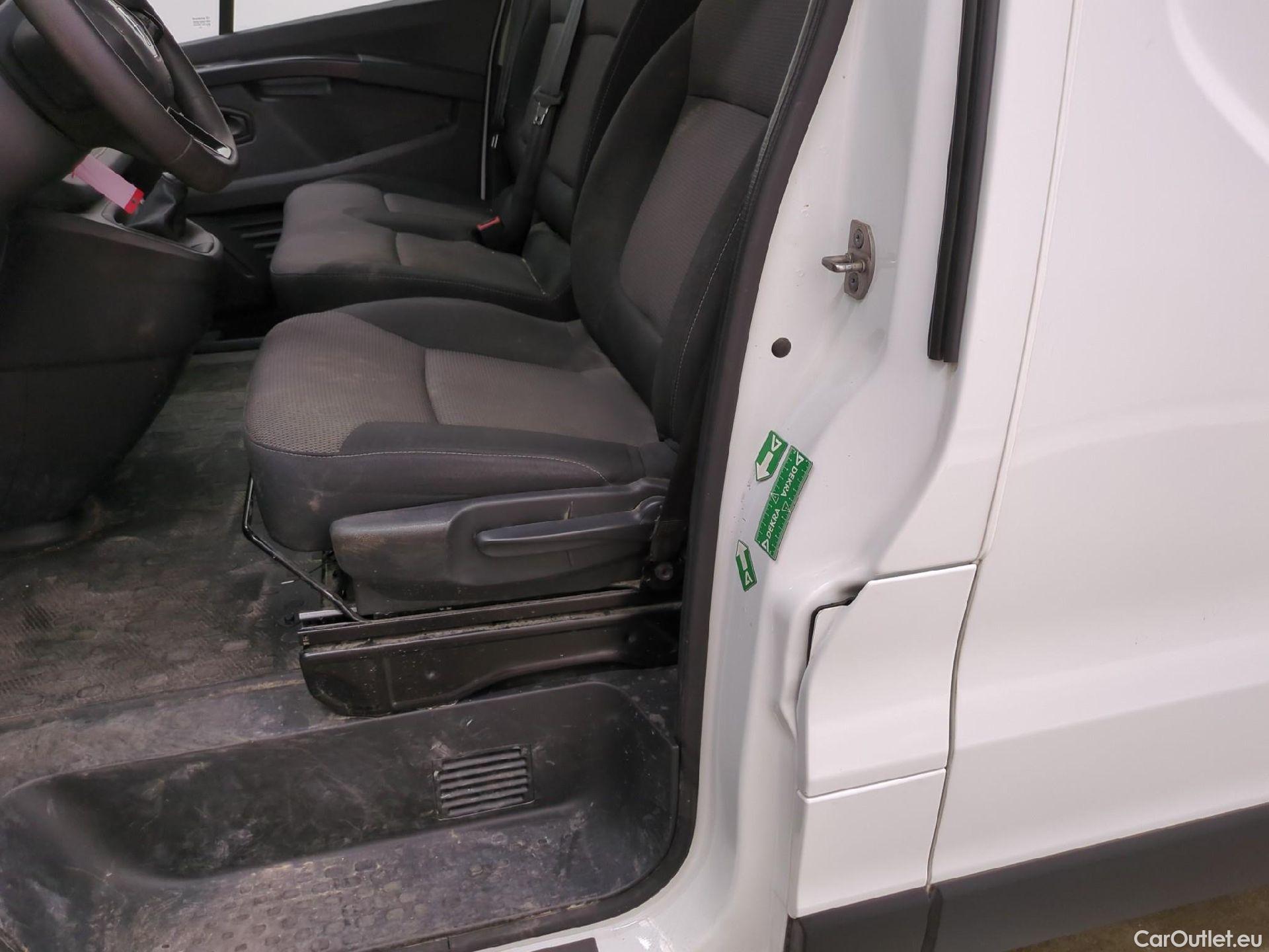  Renault  Trafic  III Fourgon L2H1 3T Confort 2.0 dCi 130CV BVM6 E6d #12