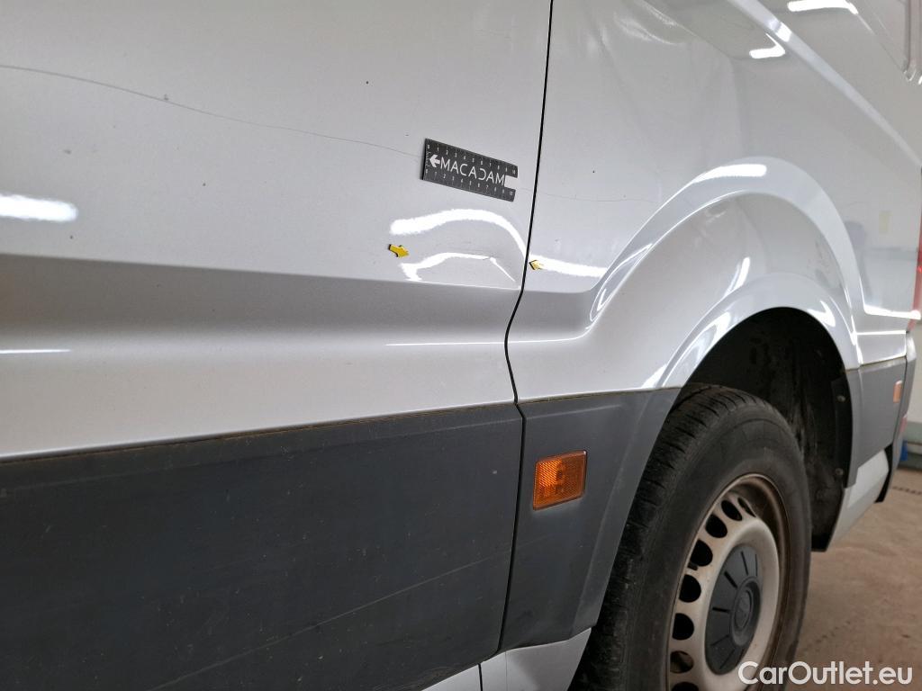  Volkswagen  Crafter  Fourgon Fourgon 35 mittlerer Radstand mit Hochdach FWD 2.0 140CV BVM6 #7