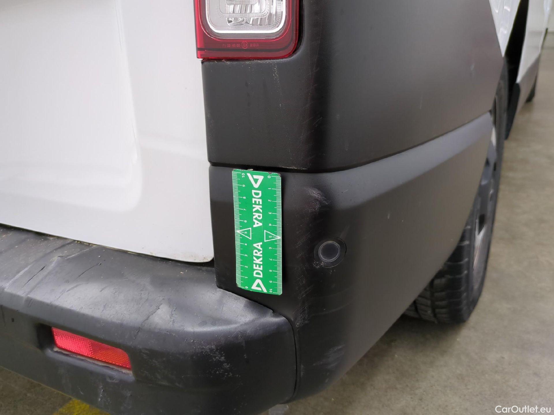  Renault  Trafic  III Fourgon L2H1 3T Confort 2.0 dCi 130CV BVM6 E6d #23