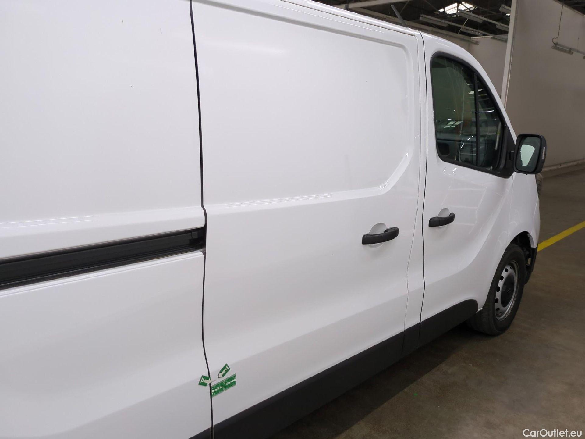 Renault  Trafic  III Fourgon L2H1 3T Confort 2.0 dCi 130CV BVM6 E6d #34