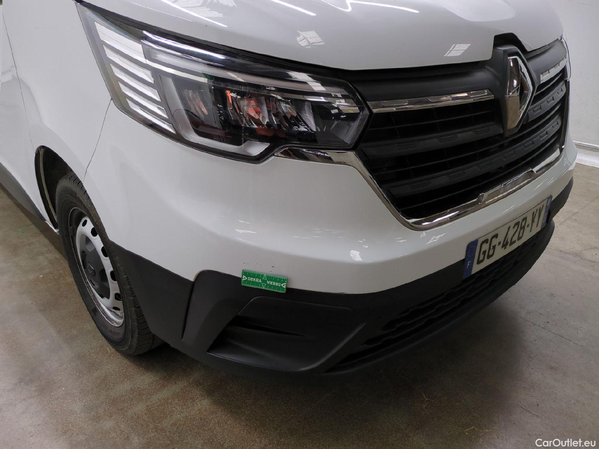  Renault  Trafic  III Fourgon L2H1 3T Confort 2.0 dCi 130CV BVM6 E6d #13