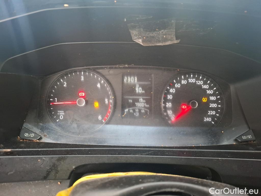  Volkswagen  Transporter T6  Fourgon lang 2.0 100CV BVM5 #73