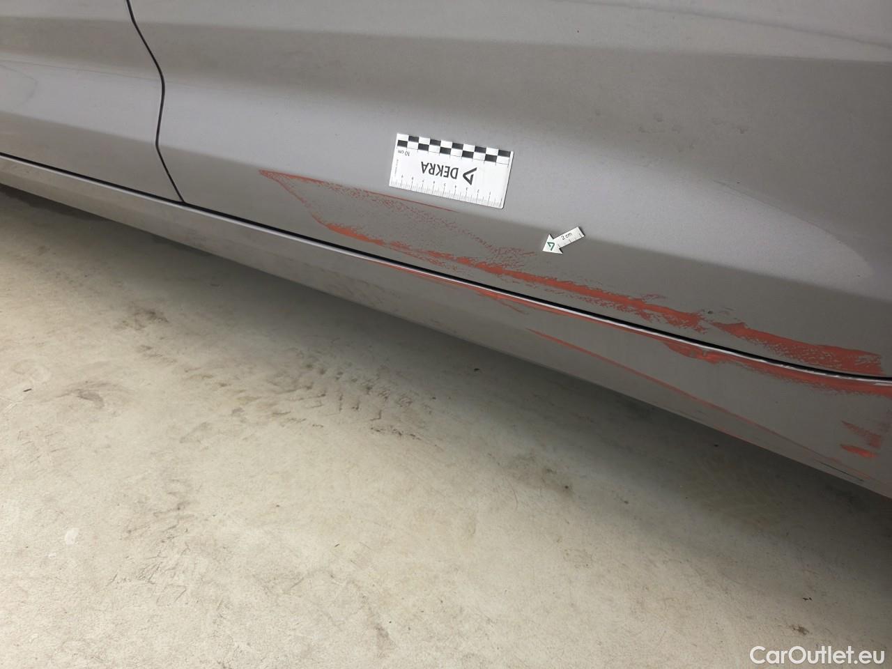  Audi  A6  Sport 40 TDI quattro #36