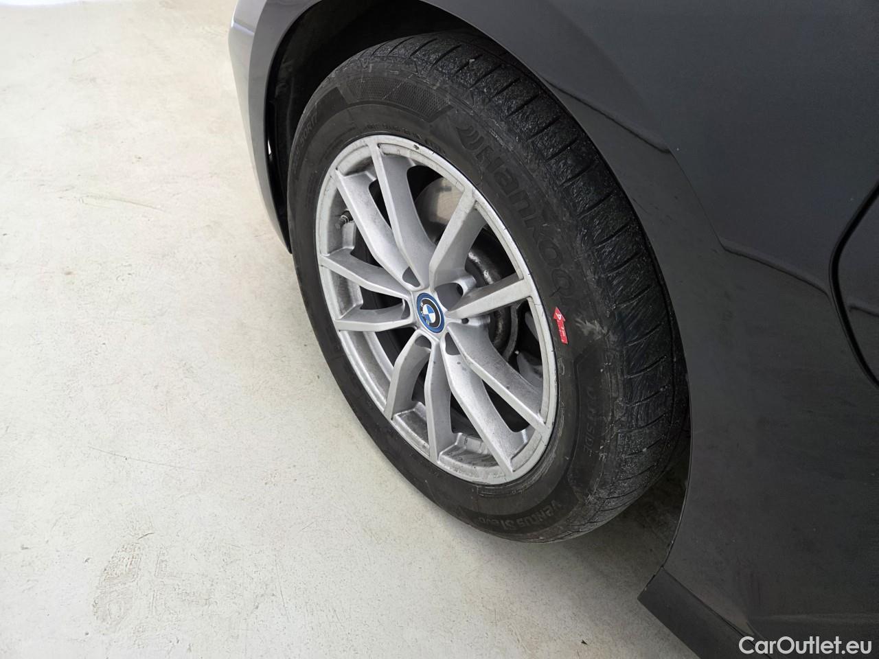  Bmw  Serie 3 2.0 320e Touring AT #4