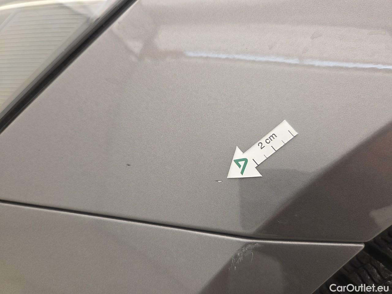  Audi  A6  Sport 40 TDI quattro #8