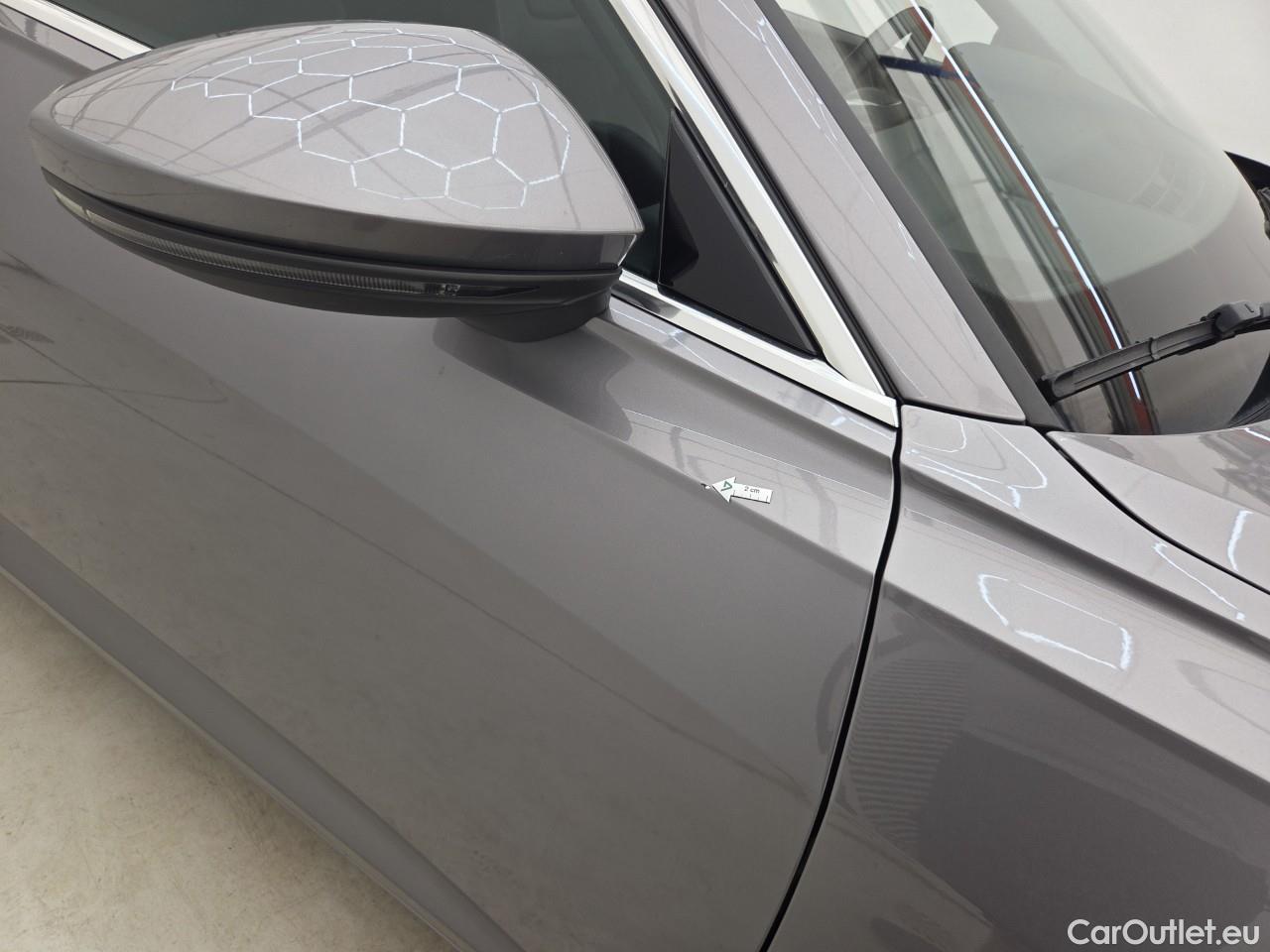  Audi  A6  Sport 40 TDI quattro #20