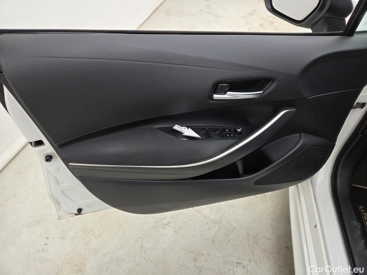  Toyota  Corolla 1.8 Hybrid Dynamic HSD E-CVT #60