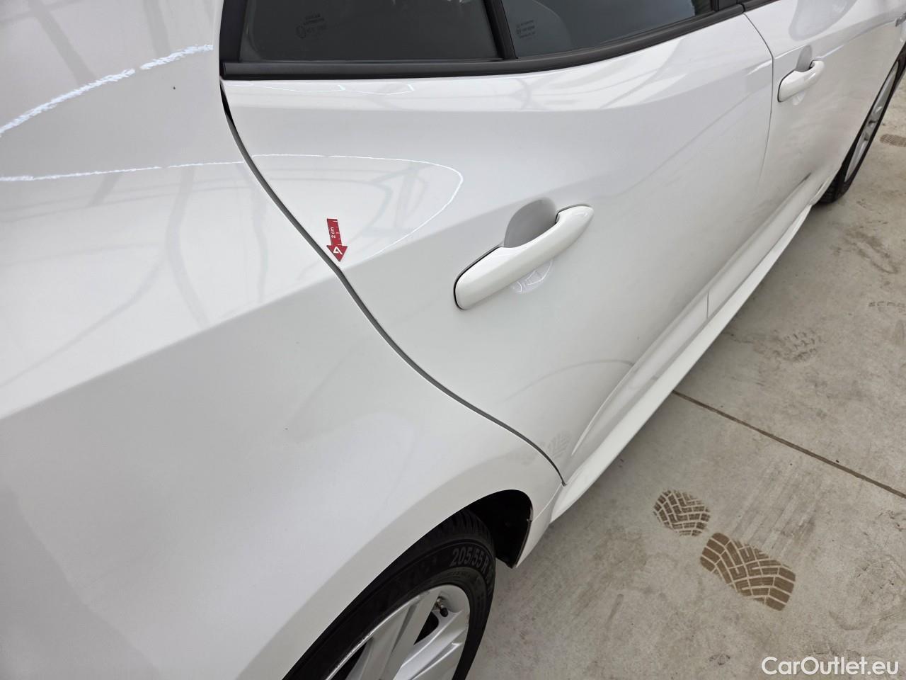  Toyota  Corolla 1.8 Hybrid Dynamic HSD E-CVT #43