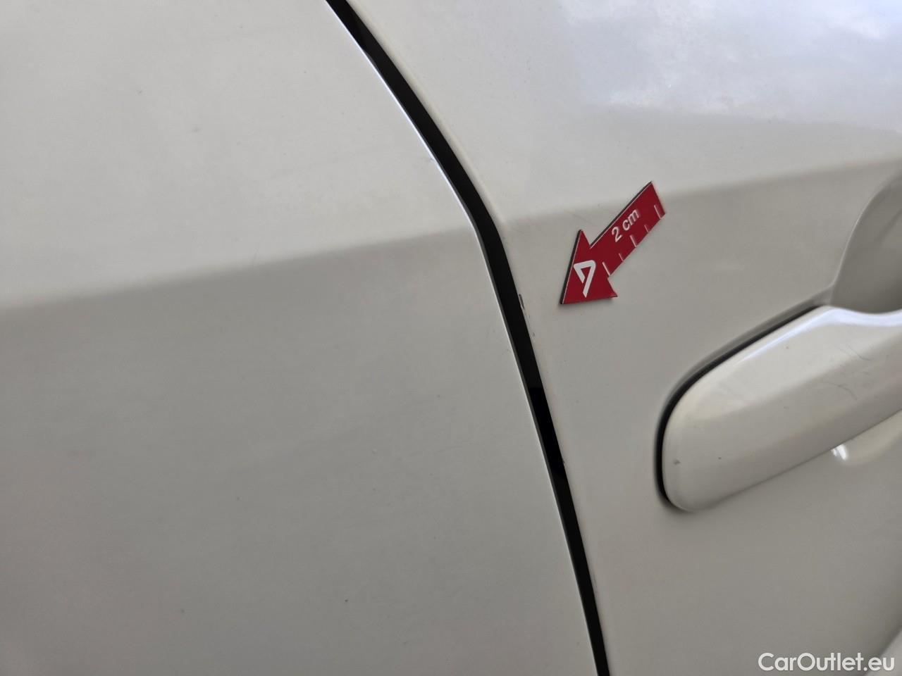  Toyota  Corolla 1.8 Hybrid Dynamic HSD E-CVT #21