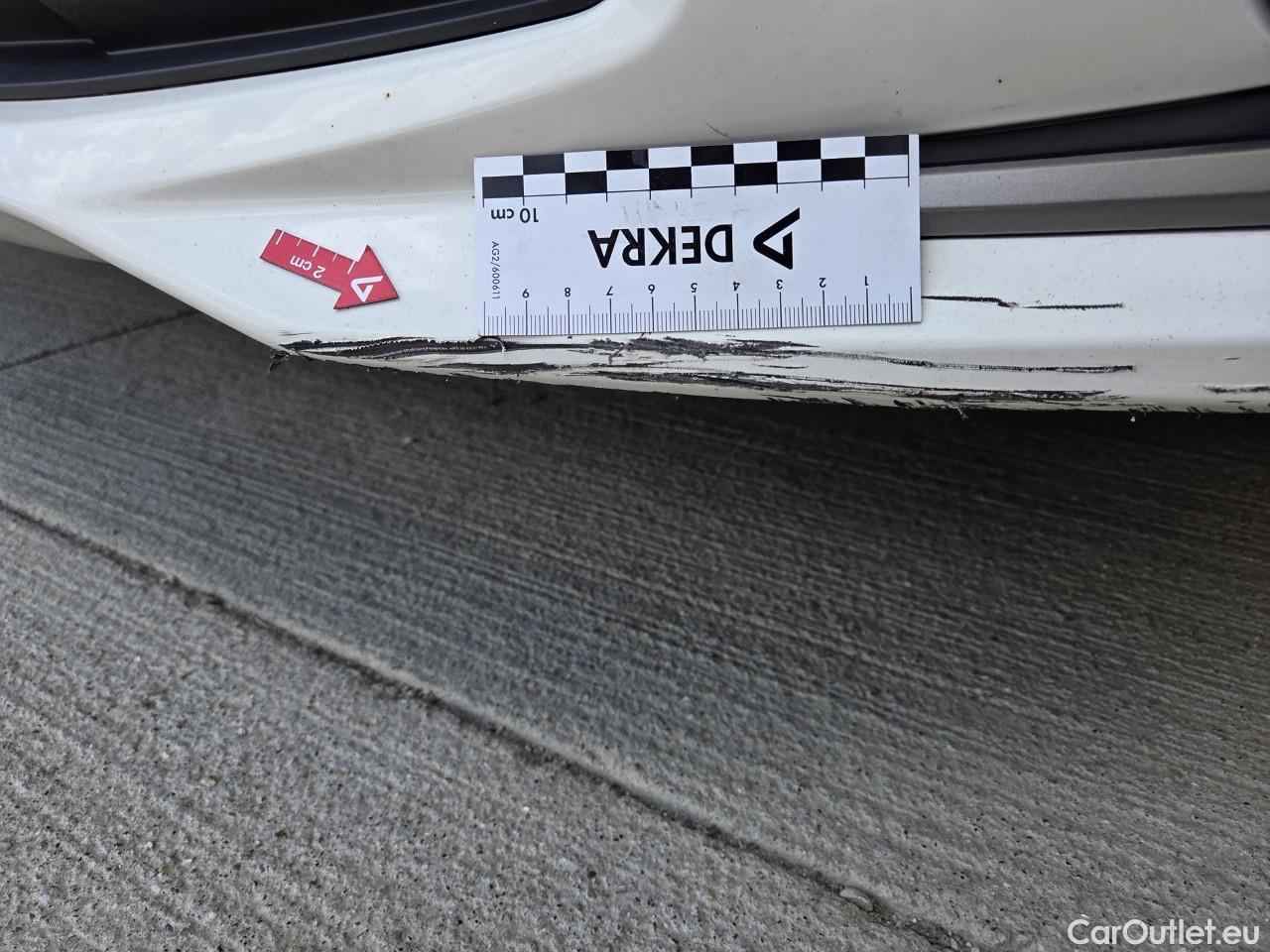 Toyota  Corolla 1.8 Hybrid Dynamic HSD E-CVT #11
