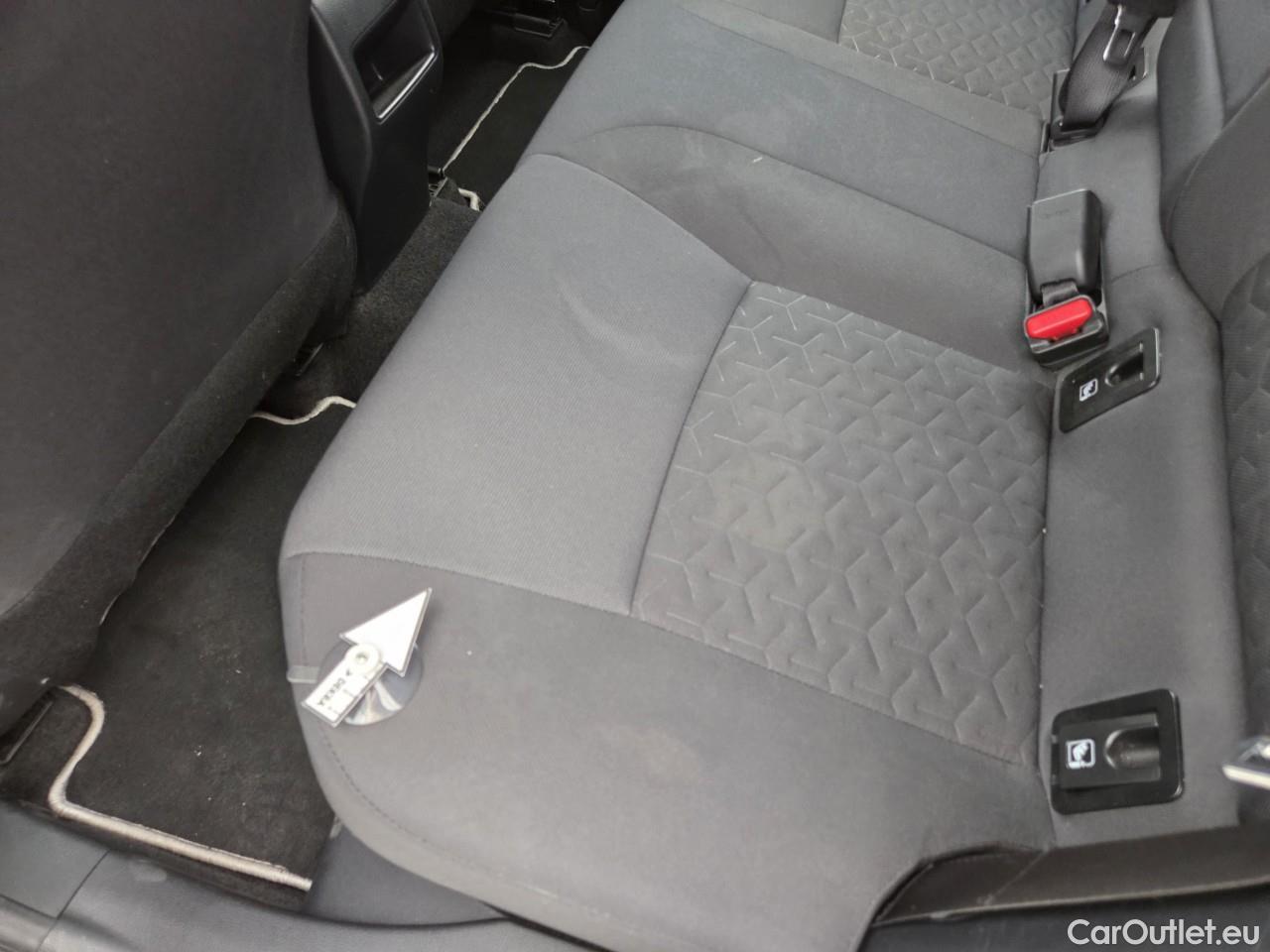  Toyota  Corolla 1.8 Hybrid Dynamic HSD E-CVT #71