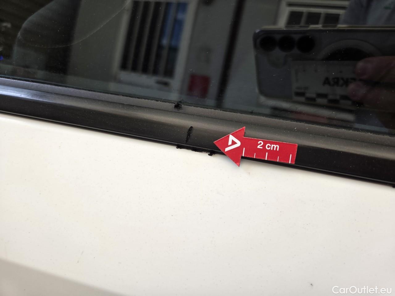  Toyota  Corolla 1.8 Hybrid Dynamic HSD E-CVT #26