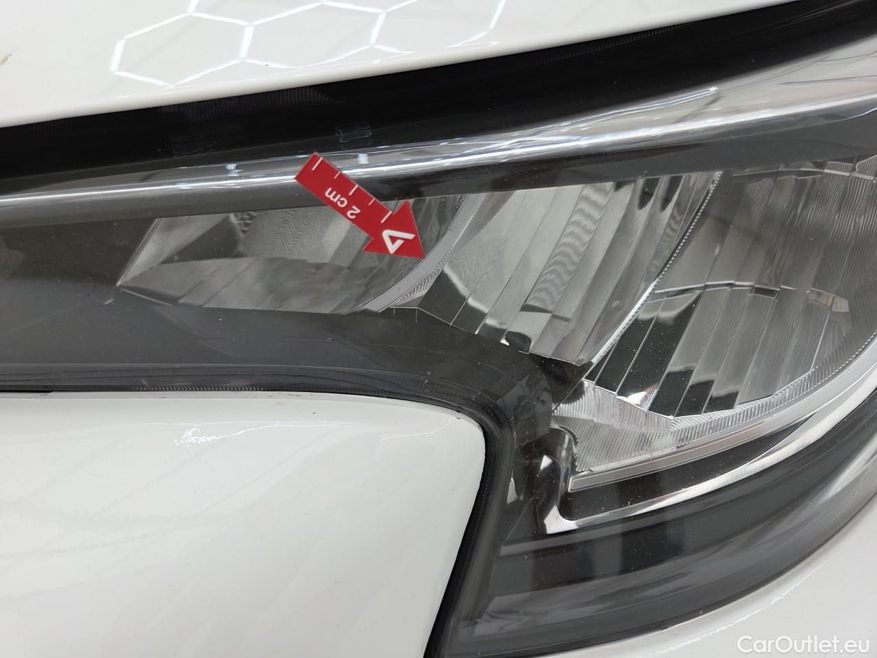  Toyota  Corolla 1.8 Hybrid Dynamic HSD E-CVT #18