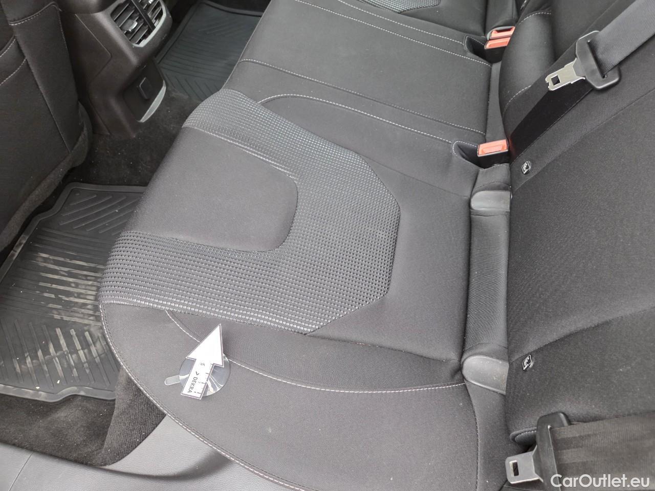  Ford  Mondeo 2.0 EcoBlue 150CP Titanium #78