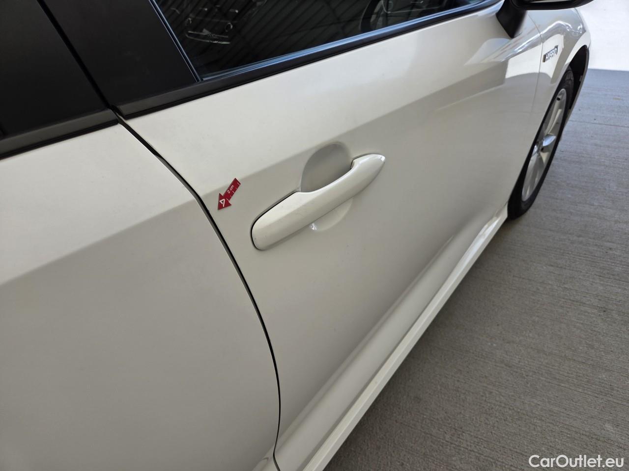  Toyota  Corolla 1.8 Hybrid Dynamic HSD E-CVT #20