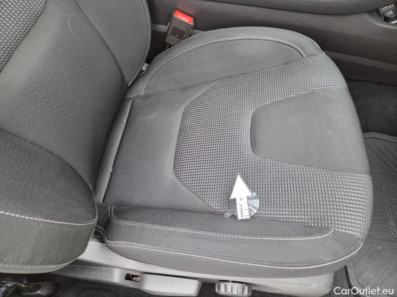 Ford  Mondeo 2.0 EcoBlue 150CP Titanium #74
