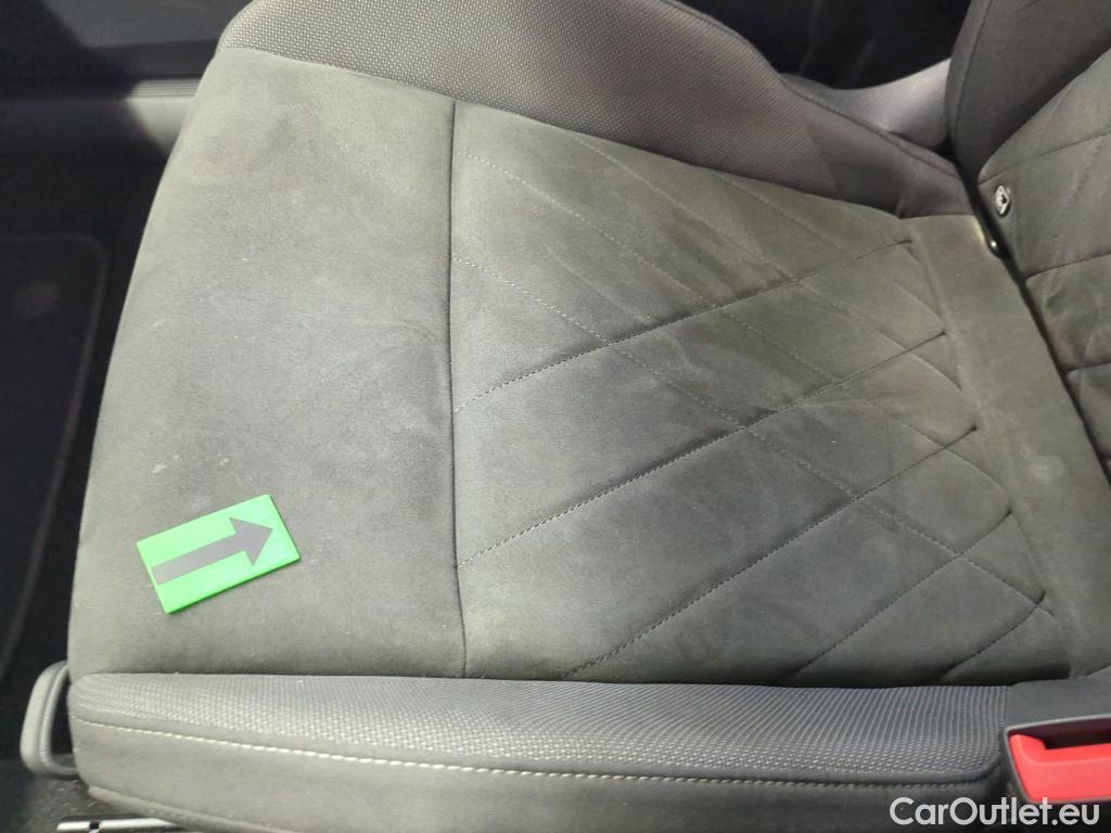  Volkswagen  Golf  Style 2.0 TDI DSG 150CP #54