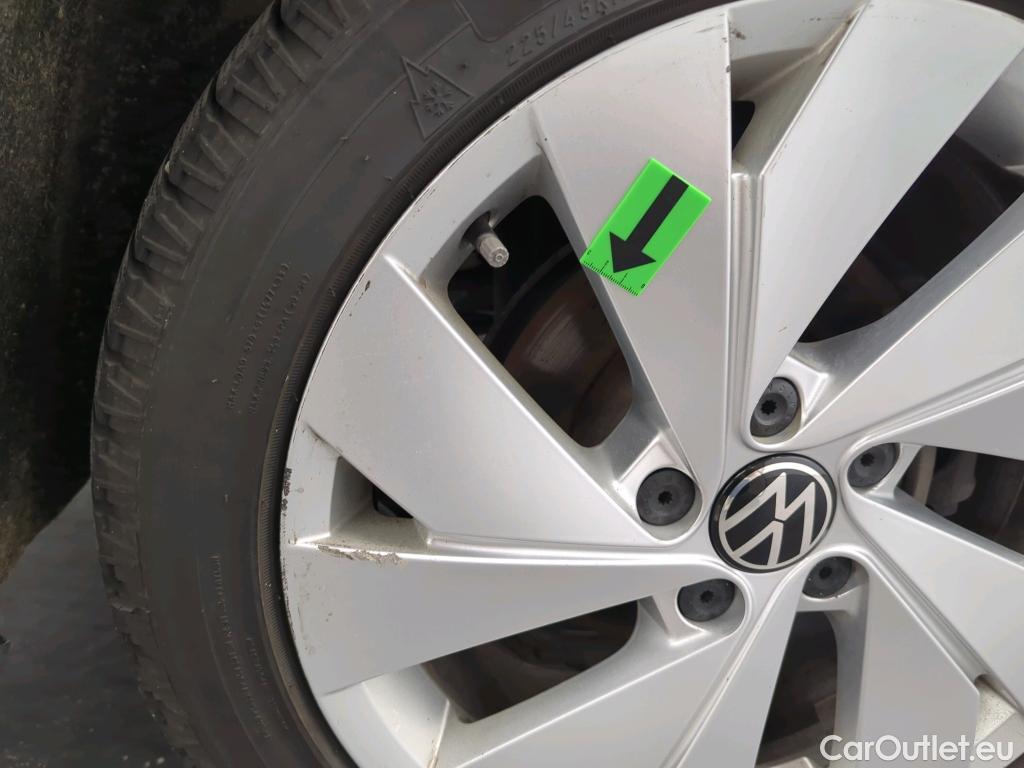  Volkswagen  Golf  Style 2.0 TDI DSG 150CP #44