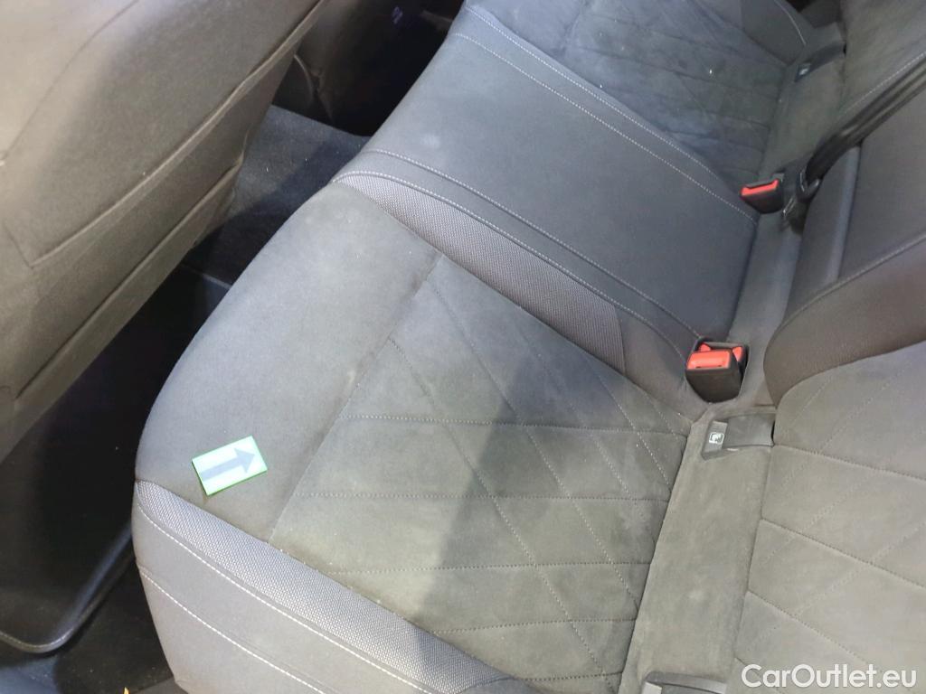  Volkswagen  Golf  Style 2.0 TDI DSG 150CP #50