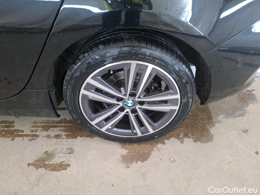  Bmw  Serie 1 BMW Série 1 / 2019 / 5P / Berline 116i Business Design #33