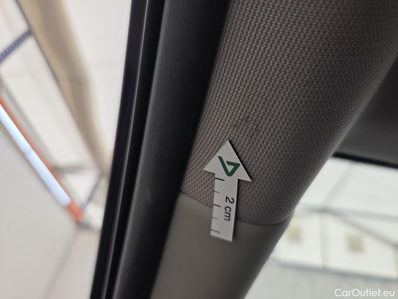  Toyota  RAV4 2.5 Hybrid Dynamic HSD E-CVT 4x4 #12