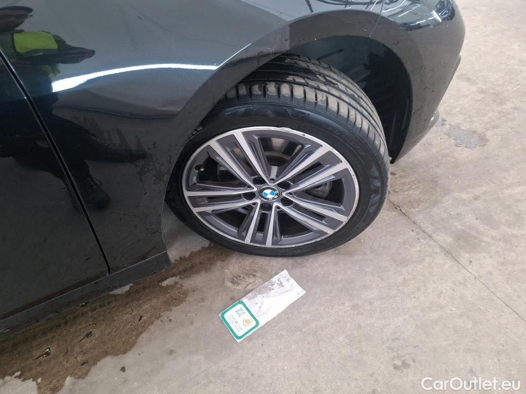  Bmw  Serie 1 BMW Série 1 / 2019 / 5P / Berline 116i Business Design #1