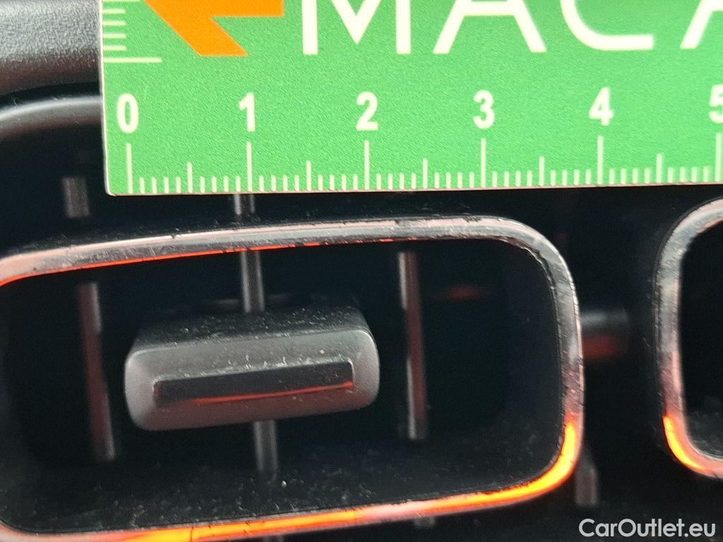  Citroen  C3  Shine Business 1.2 PureTech 80CV BVM5 E6 #39
