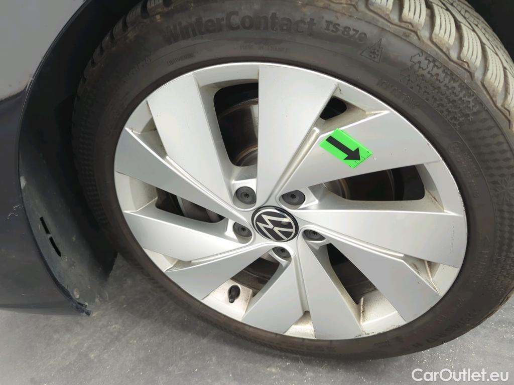  Volkswagen  Golf  Style 2.0 TDI DSG 150CP #47